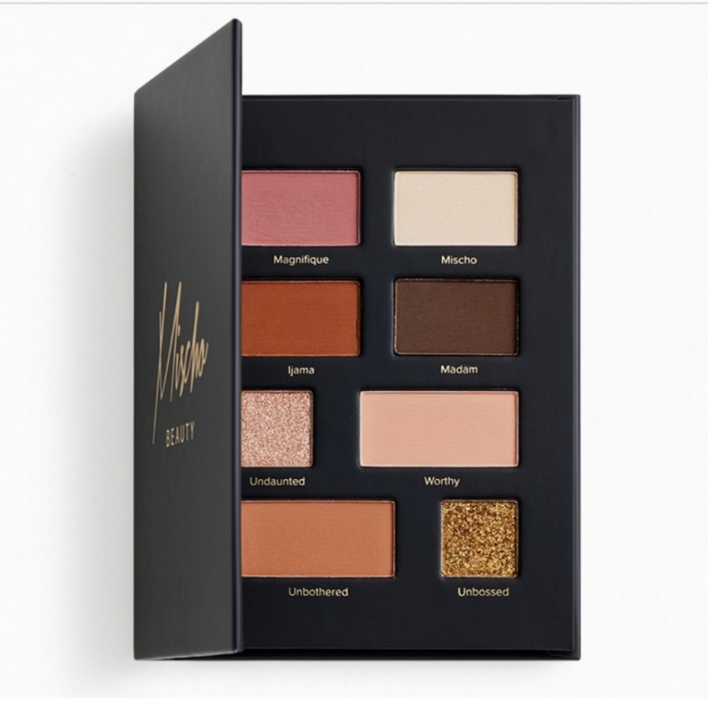 NWT Mischo Eyeshadow Pallet